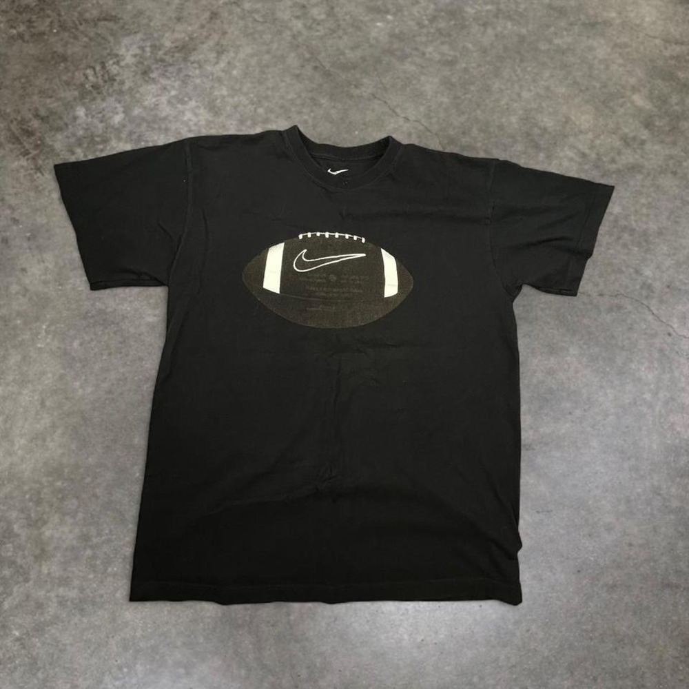 Black Nike football graphic t-shirt football graphic‎ with classic Nike swoosh